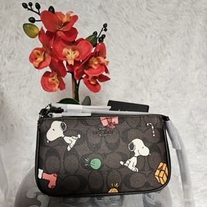 NEW!! Coach X Peanuts Nolita 19 In Signature Canvas With Snoopy Presents Print